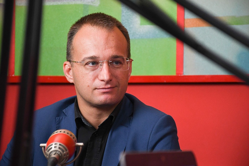 Политическа партия МИР (Морал, Инициативност, Родолюбие) поиска кметът на София